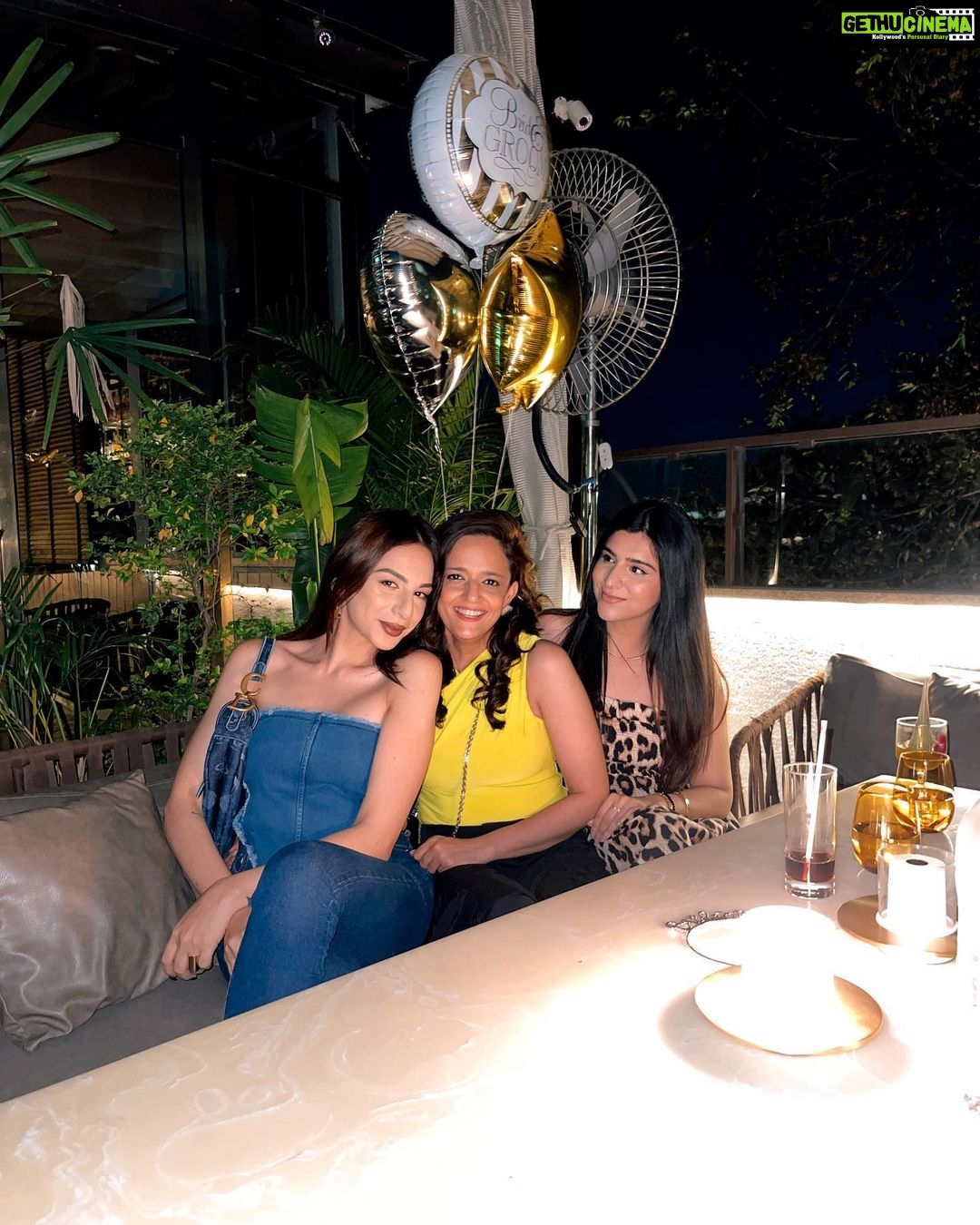 Nitibha Kaul - 8.4K Likes - Most Liked Instagram Photos