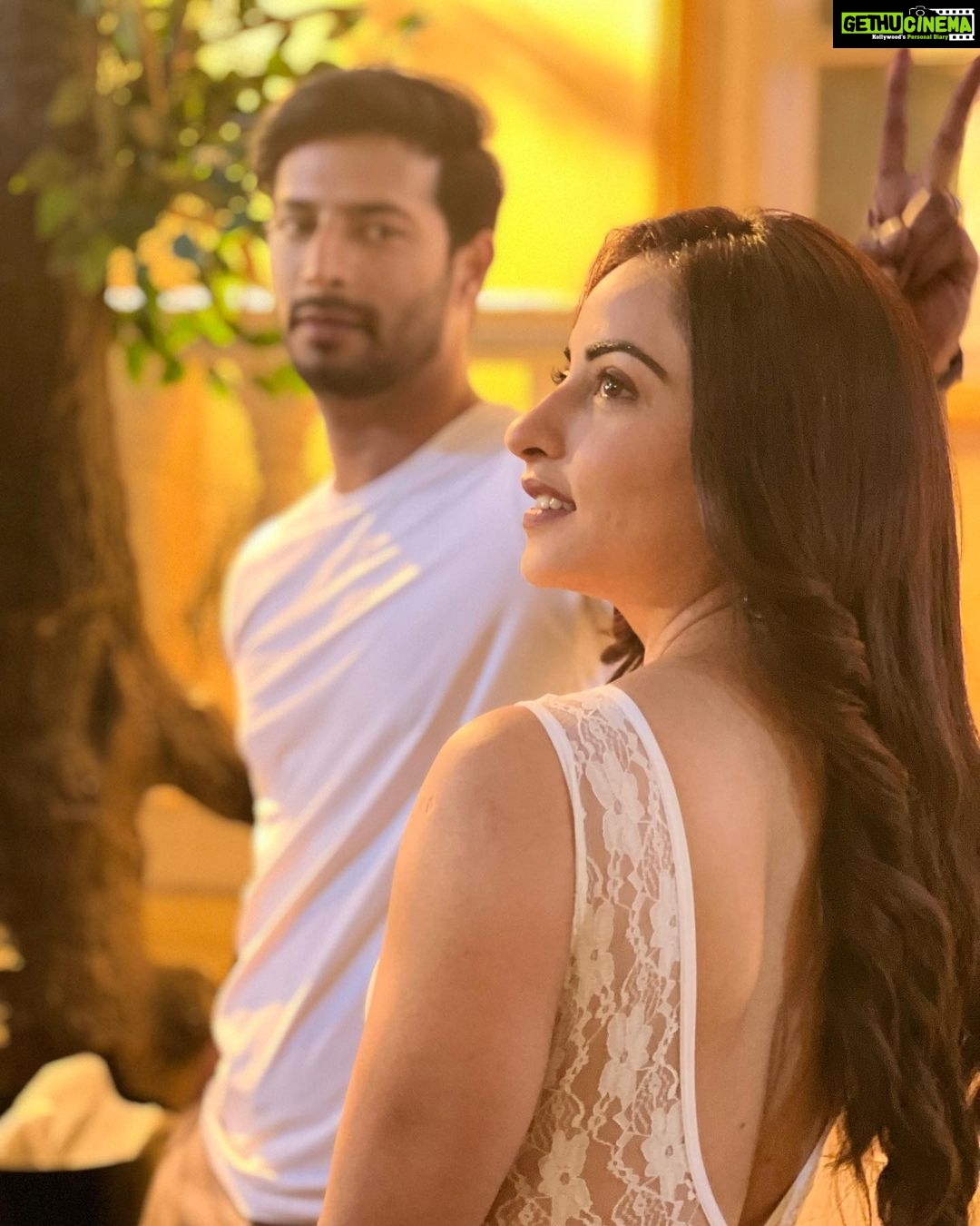 Niyati Fatnani Instagram - UNFILTERED…. . . . . #dearishq #abhimita #staytuned #alothappening #season1 #niyatifatnani