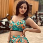 Niyati Fatnani Instagram - Going on a Date🥂 Will share the details soon XoXo💋 . . . . #asmitaroy #datenight #dearishq #staytuned #niyatifatnani
