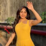 Niyati Fatnani Instagram - Looks like Mango season is coming soon🥭🌻🌞🥵🍹💛 . . . . #summer #summertime #february #dearishq #asmita #romance #hotstar #staytuned #niyatifatnani