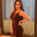 Niyati Fatnani Instagram - Bonjour🥀 . . . . #asmita #newlook #dearishq #staytuned #hotstar #niyatifatnani