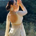 Niyati Fatnani Instagram - AVANTIKA🥀 Tere ishq mein ghayal @colorstv P.s (I love this look and am gonna keep posting pics till am done🥹) . . . . #tereishqmeinghayal #colors #cameo #tomorrow #staytuned #supernatural #niyatifatnani