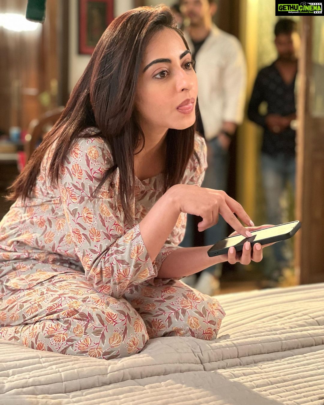 Niyati Fatnani Instagram - Asmita Roy is a moodπ»ππ»ββοΈβΊοΈπ #dearishqonhotstar . . . . . #asmitaroy #hotstar #ott #mood #sunday #lovewhatido #dearishq #niyatifatnani