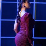 Niyati Fatnani Instagram - Less bitter more glitter💫 Stylist: @styling.your.soul Outfit: @myfywish Earrings: @kabeera_jewels Pr: @socialpinnaclepr Shot by: @van_photography @_megapixelphotography MUA: @prettymessbykhyati Hair Artist: @kanizfatima_hairstylist Location: @byou.in . . . . #glitter #sparkle #mondayagain #greatweek #noblues #dreamers #capricorngirl #niyatifatnani