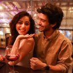 Niyati Fatnani Instagram - There you go all the dear fans who were waiting for piansh photos❤️. Hi 🙋‍♂️ @niyatifatnani so good to see you after ages. . . . . . #harshrajput #niyatifatnani #piansh #nazar #jodi #gratitude #actor #positivevibes Baoji Asian Home Mumbai