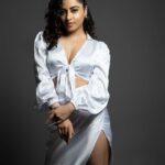 Niyati Fatnani Instagram - Moonlight ⚪🤍 Styling & concept by: @styling.your.soul Outfit: @myclo.in Jewelry: @style.source.rent Pr: @socialpinnaclepr Shot by: @van_photography @_megapixelphotography MUA: @prettymessbykhyati Hair Artist: @kanizfatima_hairstylist Location: @byou.in . . . . #fashionphotography #whitedress #peace #calmdown #lovemylook #ootd #newlook #niyatifatnani