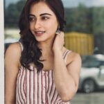Niyati Fatnani Instagram - 🌻 . . . . #dearishqonhotstar #asmitaroy #look #ootd #staytuned #romance #comedy #mystery #niyatifatnani