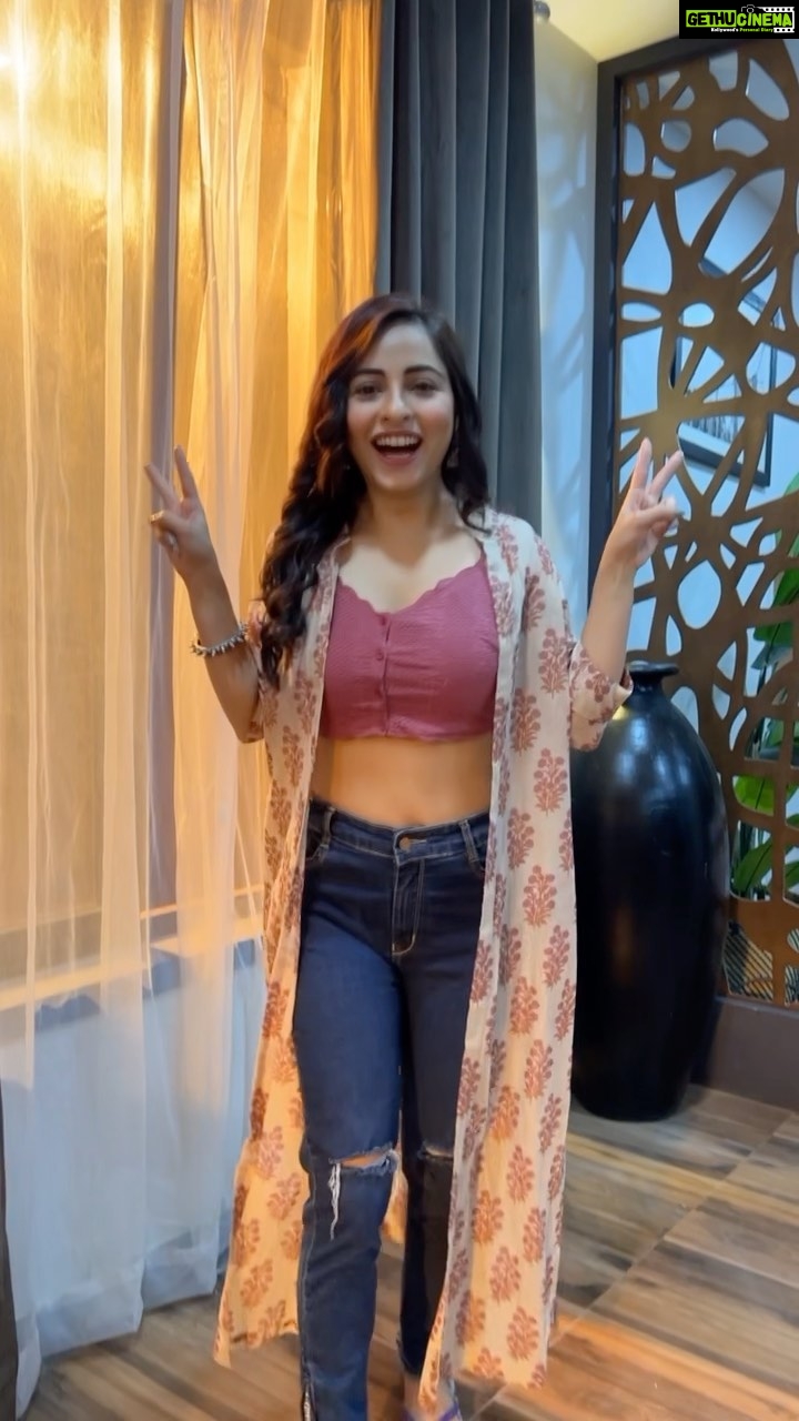 Niyati Fatnani Instagram - Just wanna have a good night🫰🏻🍷💃 . . . . #dearishqonhotstar #asmitaroy #reelsinstagram #trendingreels #staytuned #niyatifatnani