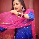 Niyati Fatnani Instagram - 🕊🌸 We are 1 M fam today. Thank you for all your love and for accepting me the way I am. Truly grateful🙏🏽 . . . . . #gentle #kindness #beauty #peace #mood #today #grateful #everyday #niyatifatnani