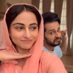 Niyati Fatnani Instagram - Yeh sach hai na @shardulpandit 🤪🙏🏽😂 . . . . . #funnyreels #justforfun #laughs #monday #motivation #bts #channamereya #shardulpandit #niyatifatnani