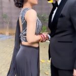 Niyati Fatnani Instagram - #gitya officially making a debut on reels 🥰🥀 Also recreating the famous Gitya nose touching moment for all fans🌸 @karanwahi . . . . . #Inshoot #trendingreels #channamereya #karanwahi #niyatifatnani #lovewhatido #actorslife
