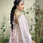 Niyati Fatnani Instagram - चेहरे की लाली न देखो, जनाब मन की सादगी देखो🥀 . . . . #bridal #simplicity #beauty #innerpeace #pink #favorite #mostfavorite #ginny #channamereya #hotstar #starbharat #niyatifatnani