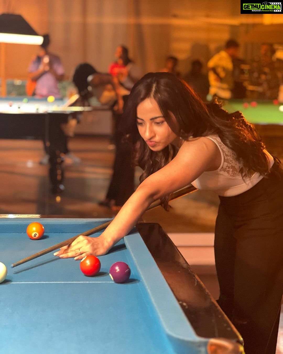 Niyati Fatnani Instagram - Fake it till you Make it🤪🎱 . . . . #asmitaroy #dearishqonhotstar #mystery #staytuned #drama #ott #romance #niyatifatnani