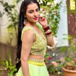 Niyati Fatnani Instagram - Blossom🌻 Wearing: @neerusindia X @nehaadhvikmahajan 📍: Neerus Santacruz . . . . #yellow #lehenga #ethnicwear #niyatifatnani