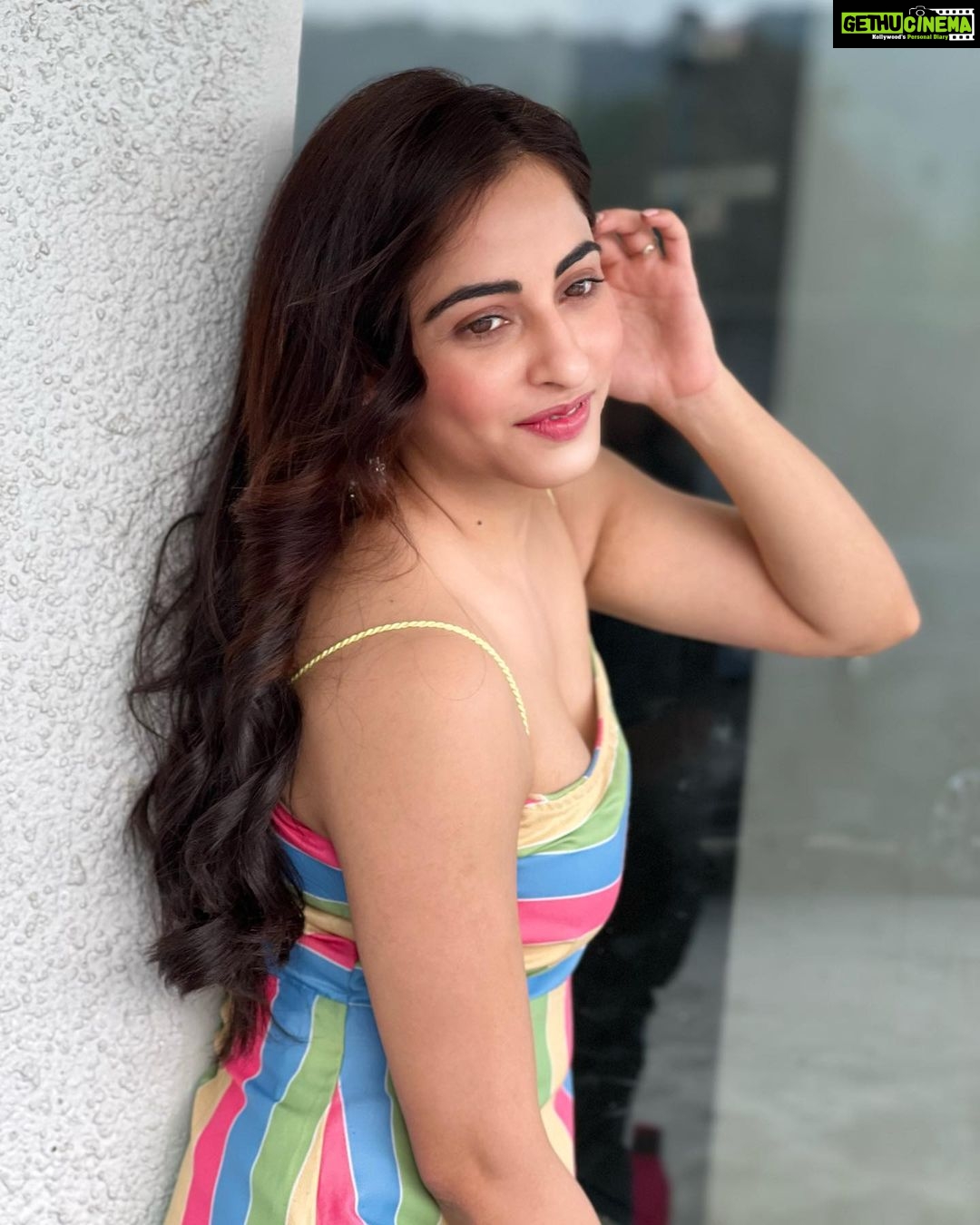 Niyati Fatnani Instagram - Blue Skies for YOU & I 🦋 . . . . . #dearishqonhotstar #asmitaroy #romance #web #ott #staytuned #niyatifatnani
