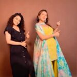Niyati Fatnani Instagram - One With This Absolute Sweetheart @niyatifatnani 😘♥️ . . #niyatifatnani #nehaadhvikmahajan #trendingreels #reelsinstagram #trending