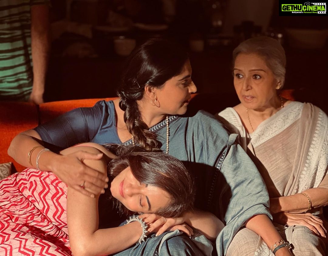 Niyati Fatnani Instagram - Behind strong Asmita, is a stronger, wiser, cuter Ma and Thamma❤️🥰😘 @jyotimukerji and Beena ma’am . . . #dearishqonhotstar #asmitaroy #family #atrongwomen #niyatifatnani