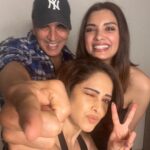 Nushrratt Bharuccha Instagram - 🎶Selfiee Maine le li Aaj Selfiee Maine le li Aaj 🎶 @akshaykumar @dianapenty
