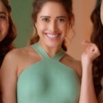 Nushrratt Bharuccha Instagram - My genie is none other than BoroPlus Soft, who fulfils every wish of mine. It does it all in a snip, be it granting soft & fresh skin or Bina chip chip face. Treat your skin with BoroPlus Soft. Try it now and say #ByeByeChipChip @boroplusindia . . . #BoroPlusSoft #ByeByeChipChip #LightAndNonSticky #BoroPlus #HealthySkin #VitaminE #FruitWater #SuperHerbs #Ayurvedic #Antiseptic #WinterCare #DeepMoisturising #10secondabsorption #lightweight