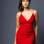 Nushrratt Bharuccha Instagram - It ain’t Christmas, till I am not wearing Red! Sleighing the day! Merry Christmas ya’ll 🎄 📸 @kausttubh_kambhhle 💄 @makeupbysheffali 💇‍♀️ @bhavyaarora 💎 @beenarahejafinejewellery