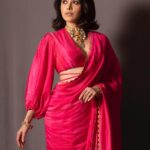 Nushrratt Bharuccha Instagram - 🌺 Saree @ridhimehraofficial Neckpiece @azotiique Stylist @nidhijeswani Makeup @vardannayak Hairstylist @cheemabaljit2 Photographer @kausttubh_kambhhle