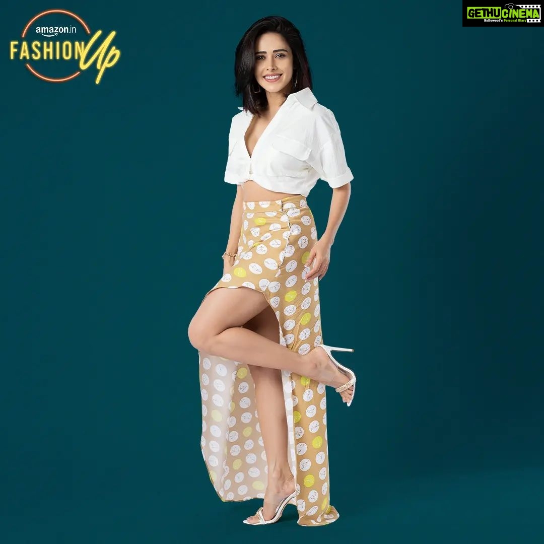 Nushrratt Bharuccha Instagram - I am super excited to head out for brunch in my new striking outfit and guess, who picked it for me? None other than @ruheedosani! She did an amazing job styling me on #AmazonFashionUpS2 and you have to watch us shopping and slaying on this episode. Also, get this look for yourself too and stay #HarPalFashionable. @amazondotin @amazonfashionin #AmazonFashionUp #FashionUpS2 #AmazonIndia #StyleGame #DressUp #AmazonFashion #AmazonBeauty #Fashion #Styling #GlamUp #FashionUpgrade #BrunchOOTD