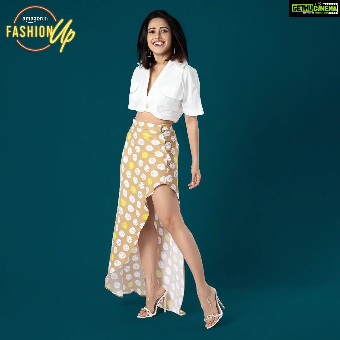 Nushrratt Bharuccha Instagram - I am super excited to head out for brunch in my new striking outfit and guess, who picked it for me? None other than @ruheedosani! She did an amazing job styling me on #AmazonFashionUpS2 and you have to watch us shopping and slaying on this episode. Also, get this look for yourself too and stay #HarPalFashionable. @amazondotin @amazonfashionin #AmazonFashionUp #FashionUpS2 #AmazonIndia #StyleGame #DressUp #AmazonFashion #AmazonBeauty #Fashion #Styling #GlamUp #FashionUpgrade #BrunchOOTD