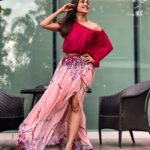 Nushrratt Bharuccha Instagram - Hawa mein udta jaaye…. 🎶 Outfit @limerickofficial Earrings @merojewellery Stylist @nidhijeswani Makeup @vardannayak Hair @ashwini_hairstylist Photos @iam_rajinamdar