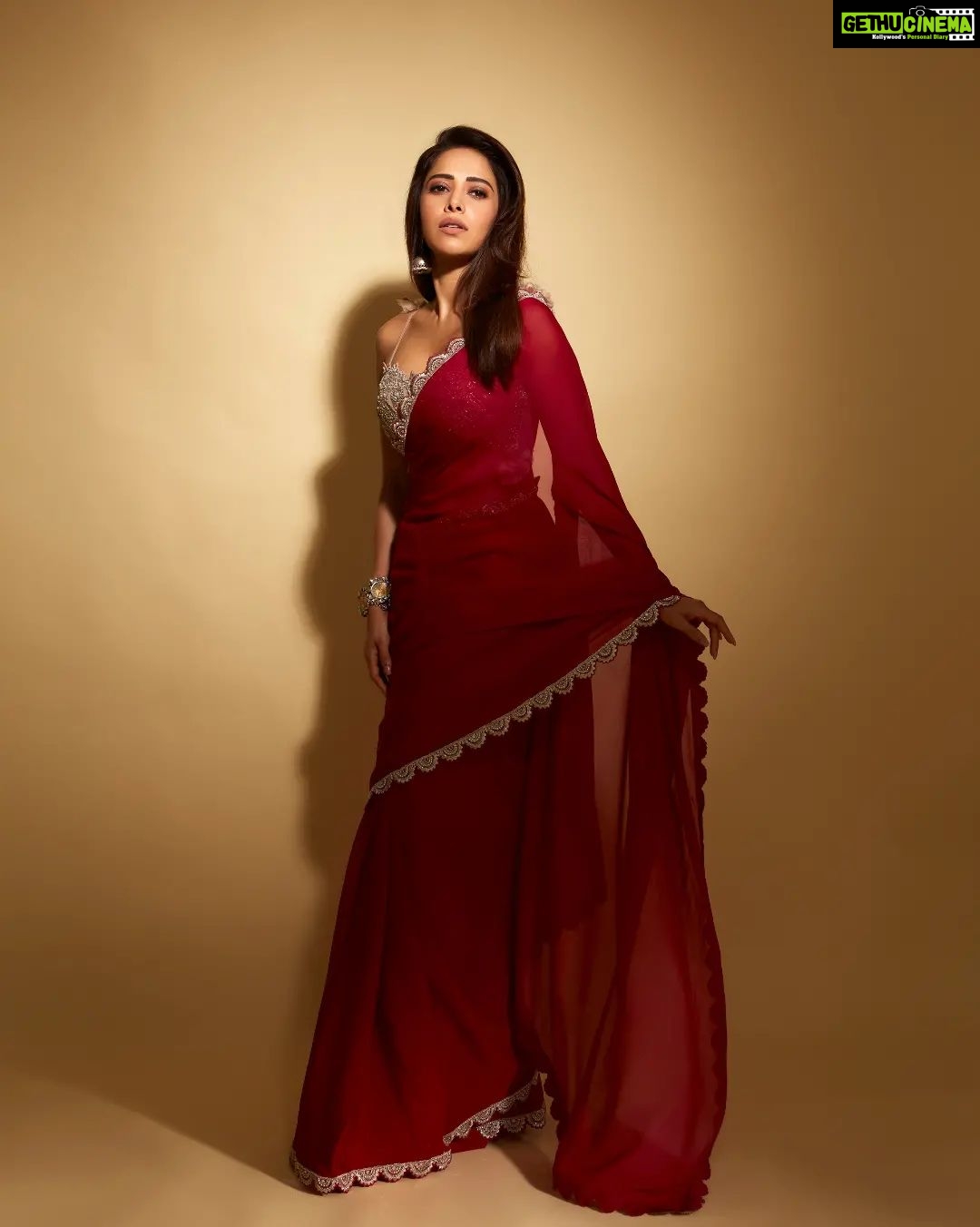 Nushrratt Bharuccha Instagram - Having a bad day? Well I am here to change it 💁🏻♀️ Saree @bhumikasharmaofficial Jewelry @neetaboochrajewellery Stylist @nidhijeswani Makeup @tanvismarathe Hair @ashwini_hairstylist Photos @shivamguptaphotography