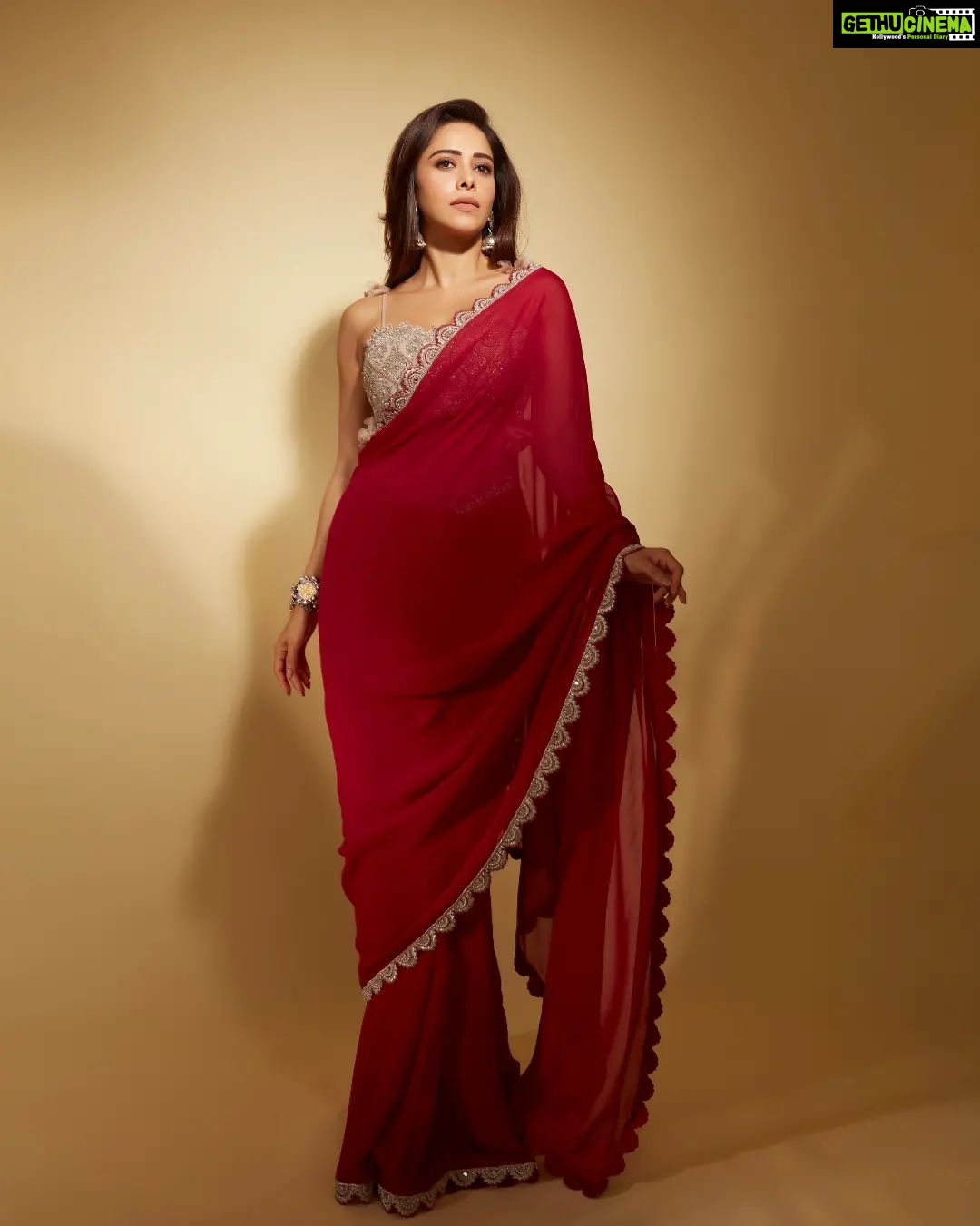 Nushrratt Bharuccha Instagram - Having a bad day? Well I am here to change it 💁🏻♀️ Saree @bhumikasharmaofficial Jewelry @neetaboochrajewellery Stylist @nidhijeswani Makeup @tanvismarathe Hair @ashwini_hairstylist Photos @shivamguptaphotography