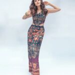 Nushrratt Bharuccha Instagram - 🎵Main aankhon se bataungi... Tum samajh jaana. Main halki si sharmaungi.. Tum mere ho jaana 🎶 Outfit @spicymustard_studio Jewelry @sachdeva.ritika Stylist @nidhijeswani Makeup @vardannayak Hair @ashwini_hairstylist Photographer @rishabhkphotography