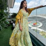 Nushrratt Bharuccha Instagram – ☀️💨

Outfit @theboozybutton 
Jewelry @lotussuutrajewelry 
Stylist @nidhijeswani 
Makeup @vardannayak 
Hair @ashwini_hairstylist