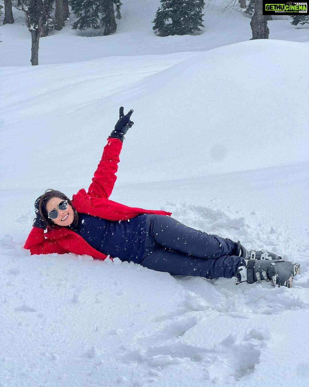 Nushrratt Bharuccha Instagram - Hey there Sunday… let’s Chill ✌🏻❄️
