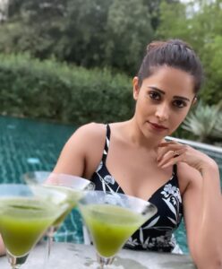 Nushrratt Bharuccha Instagram - 🍸🎶