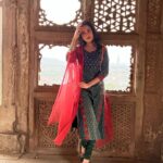 Nushrratt Bharuccha Instagram - Leave me in Ruins… I love it!!! #JanhitMeinJaari #Chanderi