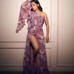 Nushrratt Bharuccha Instagram – 🧚

Dress @nikitamhaisalkar
Jewelry @myrhabyrhea

Stylist @nidhijeswani

Makeup @tanvismarathe 
Hair @ashwini_hairstylist 

Photographer @shivamguptaphotography
