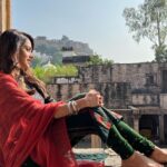 Nushrratt Bharuccha Instagram - Leave me in Ruins… I love it!!! #JanhitMeinJaari #Chanderi