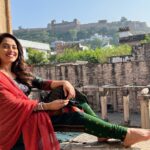 Nushrratt Bharuccha Instagram - Leave me in Ruins… I love it!!! #JanhitMeinJaari #Chanderi