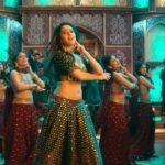 Nushrratt Bharuccha Instagram – Step into the vibrant world of #GameyGamey from Chatrapathi😍 A song that brings the perfect blend of music and amazing dance moves🔥 #OutNow

Written by #VijayendraPrasad, directed by #VVVinayak.
#Chatrapathi in cinemas on 12th May, 2023.

@sreenivasbellamkonda @armaanmalik @zarakhan @tanishk_bagchi @mayurpuri @jayantilalgadaofficial #PenStudios #PenMarudhar @timesmusichub @penmovies

#ChatrapathiOnMay12th #SreenivasBellamkonda #BellamkondaSreenivas #BellamkondaSrinivas #Bss9 #NushrrattBharuchha #Nushrat #Nushrratt
