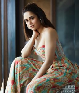Nushrratt Bharuccha Instagram - Smile, you’re on Camera! 😁

Outfit @varnikasangoi 
Earrings @ishhaara 
Styled by @nidhijeswani 

Makeup @vardannayak 
Hair @ashwini_hairstylist 

Photographer @venurasuri