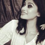 Oviya Instagram -