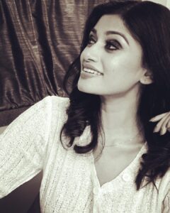 Oviya Instagram - 