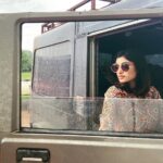 Oviya Instagram - Into the wild #rainyday #blessed #outdoors #offroad #oviyahelen #oviyaarmy #oviya #celebrity Idukki