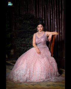 Pallavi Gowda Instagram - FOCUSED AND FABULOUS ☺️
• MUA - @harshithareddy_artistry
• Hairdo - @artistryby_kavya 
• P.C - @pixasstudios 
• Outfit - @samyakkclothing @roshankhan_official 
• Jewellery - @aabushanjewellery1941 
• Location - __thebeginning__