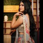 Pallavi Gowda Instagram - MUA : @makeoverwith_jyotikrishna Hairdo : @makeupbychandrakala P.C. : @pradeepmachar Jewellery : @bangalore_jewels Outfit : @sisters_fashion_corner