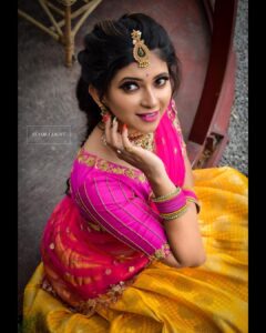 Pallavi Gowda Instagram - ELEGANCE never goes out of STYLE🥰 MUA : @nishismakeover P.C. @flashalight Outfit : @anargya_couture Jewellery : @garvsilverjewellery The Dome Cafe