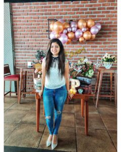 Pallavi Gowda Instagram - Thank u @eventfantasy_ for making my birthday so special 🥰 Le Grapes Restobar