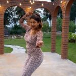 Pallavi Gowda Instagram - In love with this outfit ❤️‍🔥 Styled by poo😋 @poonam__kaur 💙 Had an amazing shoot with @goolluu @kickadsfilm #ZoobyZooby #TheShireStudio #Madhavan #ActorMaddy The Shire Studio
