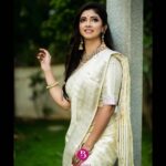 Pallavi Gowda Instagram – BYRAPPA SILK 
P.C : @pkstudiophotography 
MUA : @prashanthmakeover 
Jewellery : @dnjewelleryhouse 
#Saree #LoveForSaree #Traditional