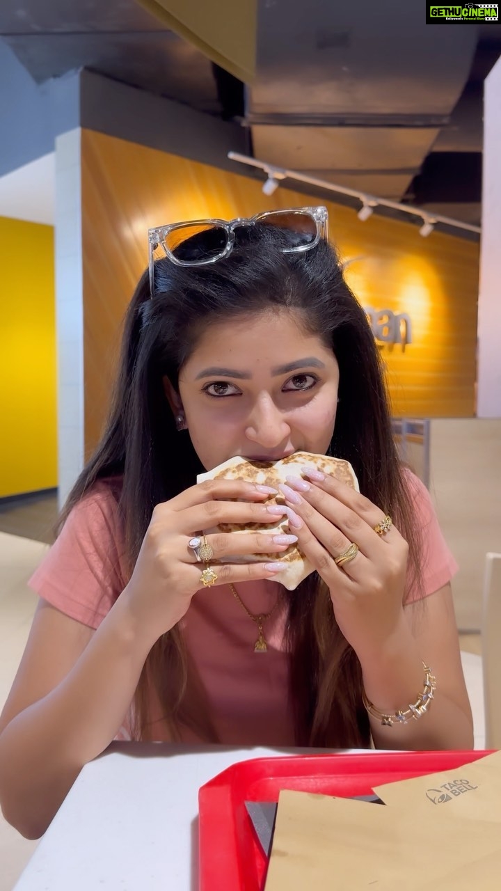 Pallavi Gowda Instagram - And thatโs my diet ๐๐ #ILikeToEat #Foodie